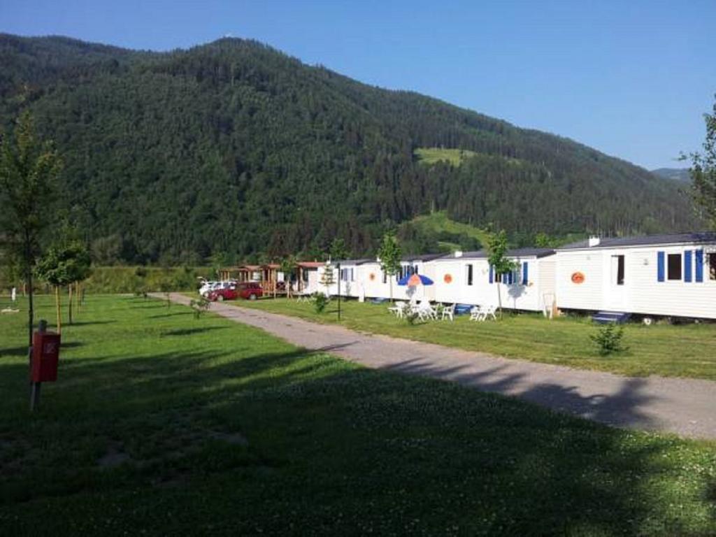 Отель Victoria Camping Bella Austria Peterdorf Экстерьер фото